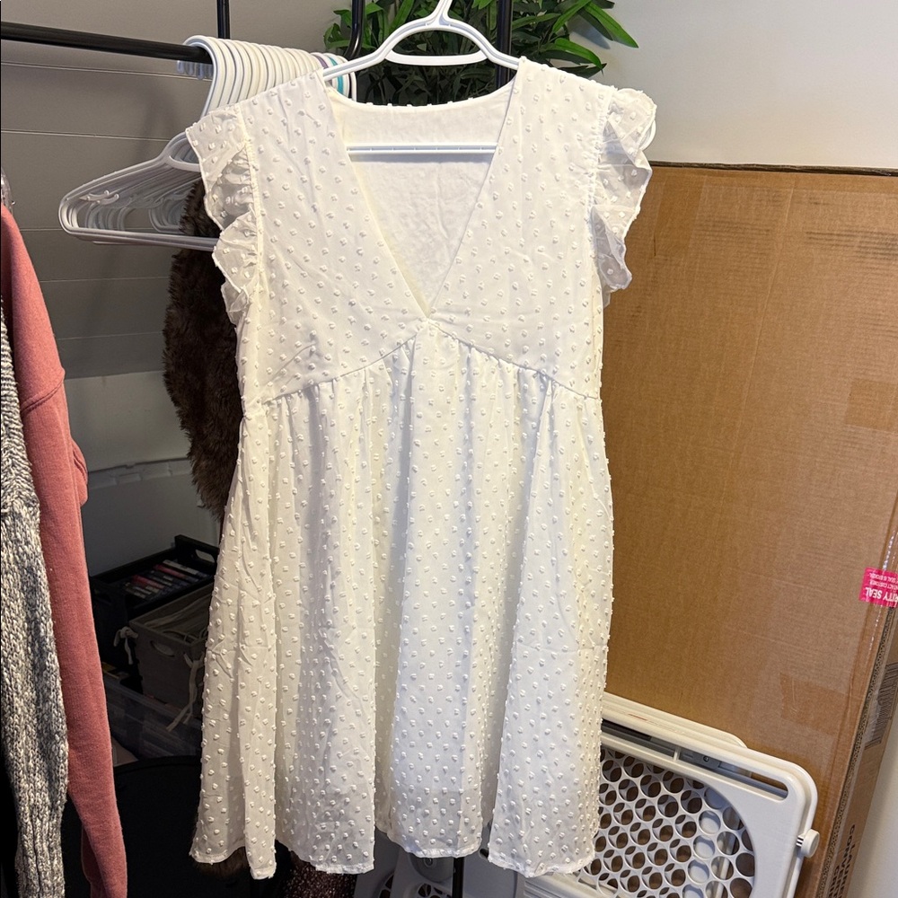 White Sleeveless Dress with Textured Dots